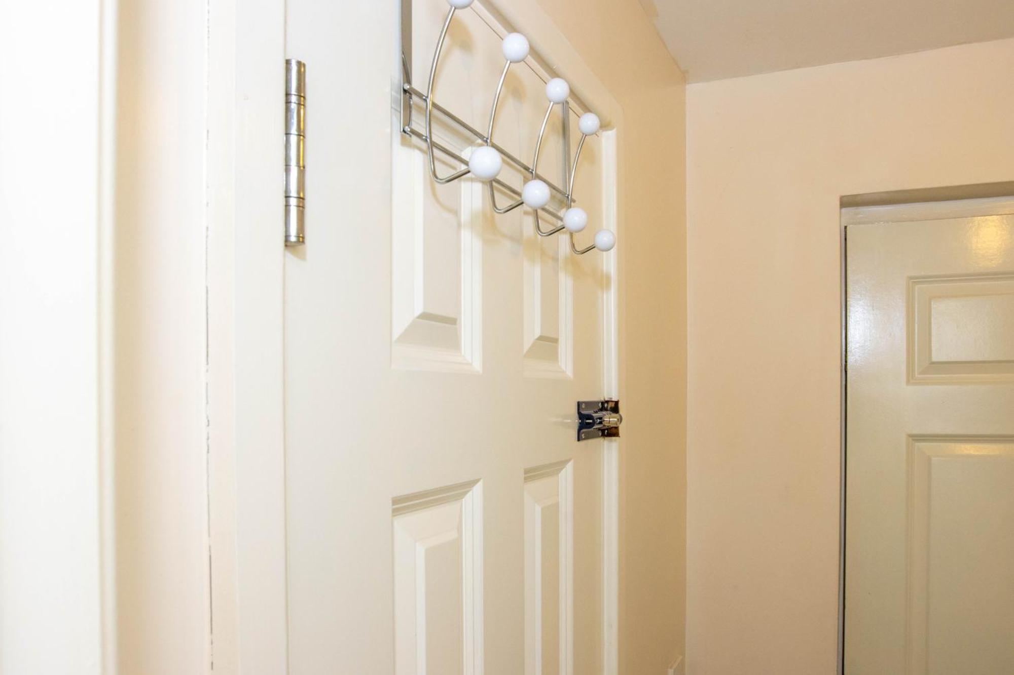 Sianavi Apartments كيترينج المظهر الخارجي الصورة